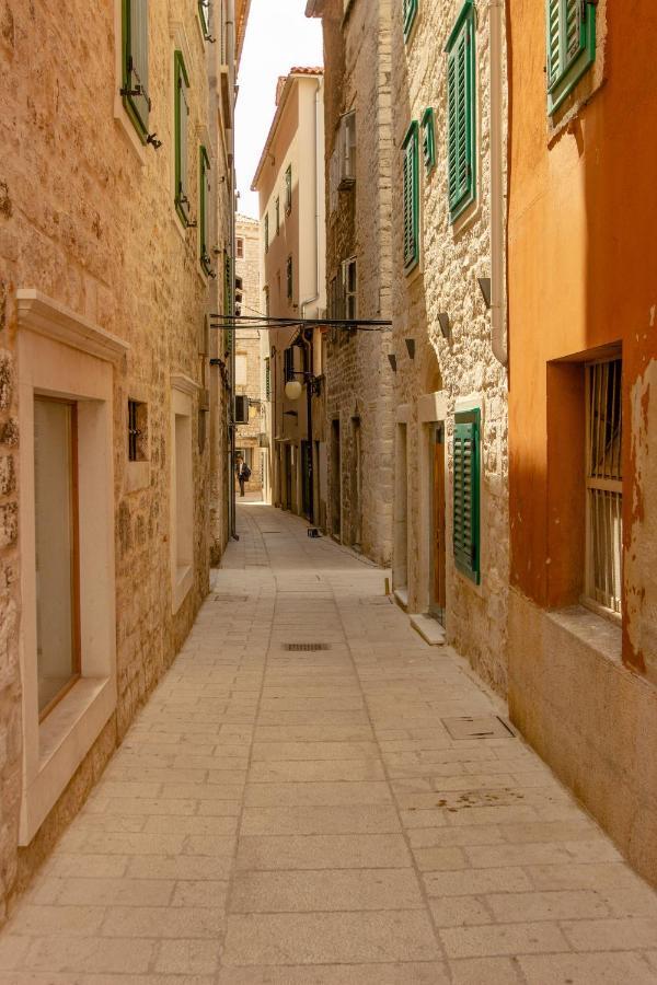 St. Clara Old Town Aparthotel Sibenik Exterior photo